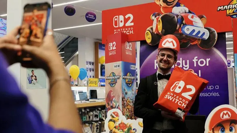 Fans Flock at Midnight as Nintendo Switch 2 Hits Stores Fans Flock at Midnight as Nintendo Switch 2 Hits Stores